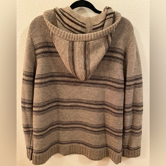 Pendleton men’s sweater;size M; 1/4 button up; hooded; striped - Picture 2 of 5